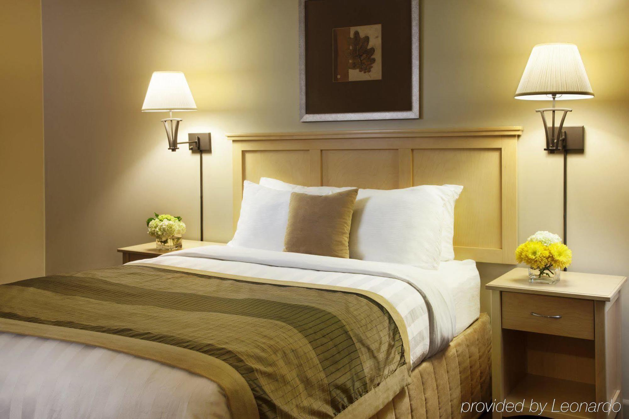 Clearwater Hotel Ltd Форт Мак-Муррей Экстерьер фото